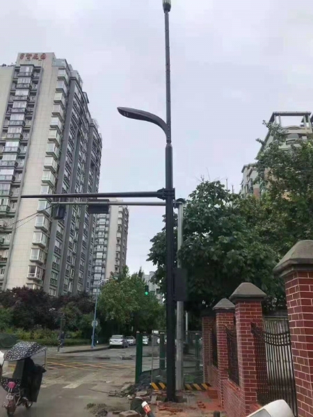 智慧合桿路燈06